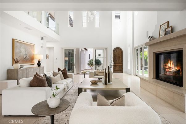 Fireplace, Interior, Living room