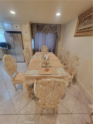 Dining room, Interior, Recessed Lighting, Stainless Steel Appliances