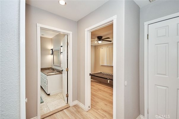 Bathroom, Interior, Recessed Lighting, Wood Texture Flooring