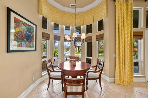 Chandelier, Dining room, Interior