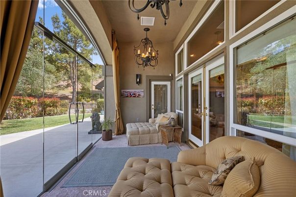 Chandelier, Interior, Sun Room
