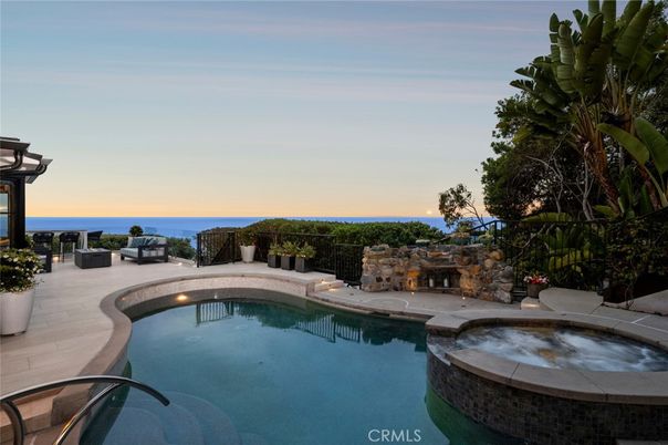 Exterior, Pool, Water