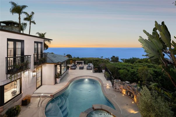 Exterior, Pool, Water
