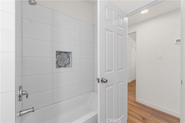 Bathroom, Interior, Recessed Lighting, Wood Texture Flooring