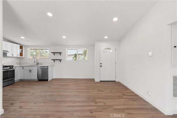 Interior, Kitchen, Recessed Lighting, Wood Texture Flooring