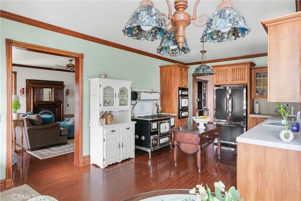 Interior, Kitchen, Living room, Stainless Steel Appliances, Wood Texture Flooring