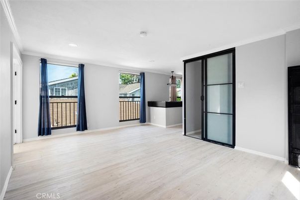 Empty room, Interior, Pendant Lights, Recessed Lighting, Wood Texture Flooring