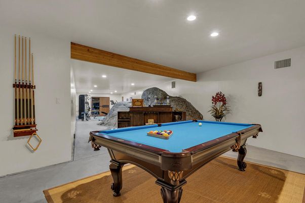 Billiard Table, Game Room, Interior, Recessed Lighting, Wooden Beams