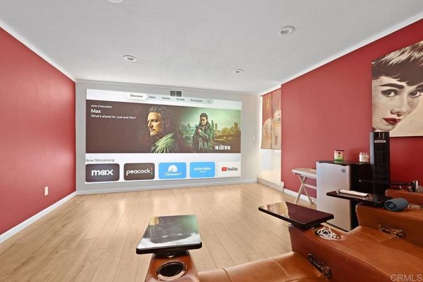 Interior, Projection Screen, Recessed Lighting, Wood Texture Flooring