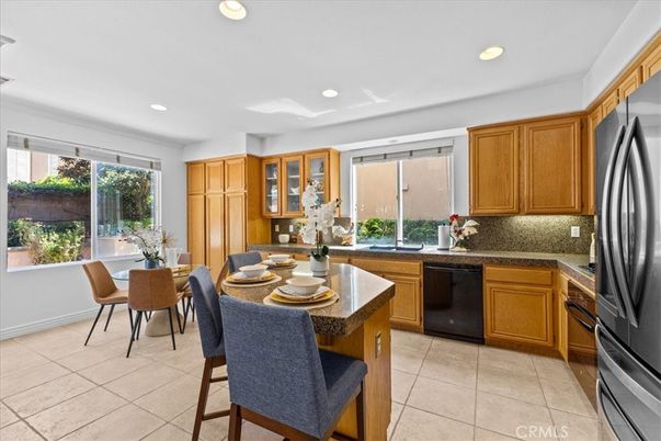 Dining room, Interior, Kitchen, Recessed Lighting, Stainless Steel Appliances
