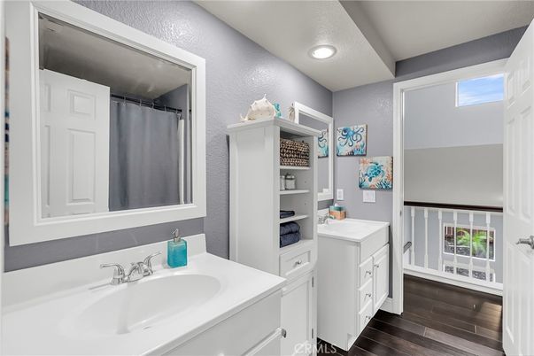 Bathroom, Interior, Recessed Lighting, Wood Texture Flooring