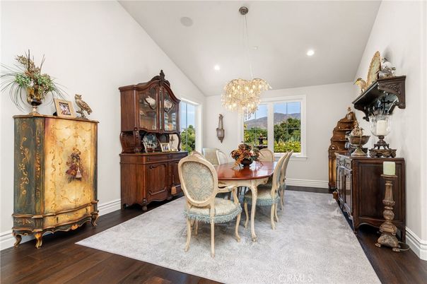 Chandelier, Dining room, Interior, Recessed Lighting, Wood Texture Flooring