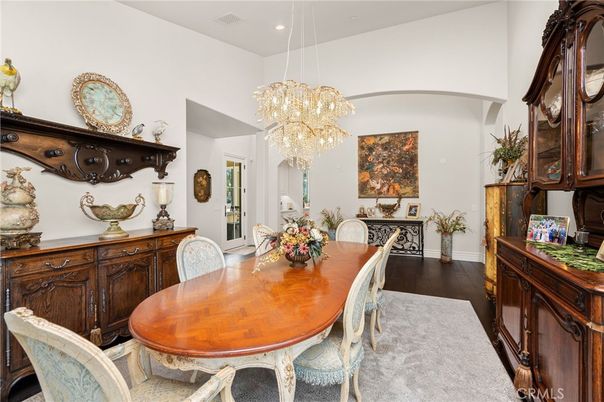 Chandelier, Dining room, Interior, Recessed Lighting, Wood Texture Flooring