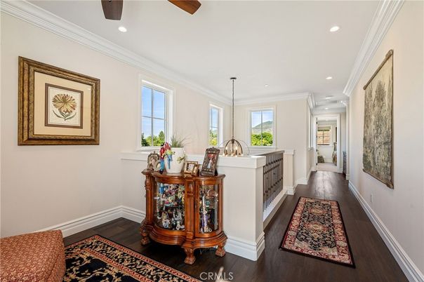 Interior, Pendant Lights, Recessed Lighting, Wood Texture Flooring