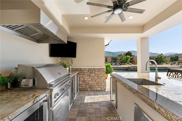 Exterior, Recessed Lighting