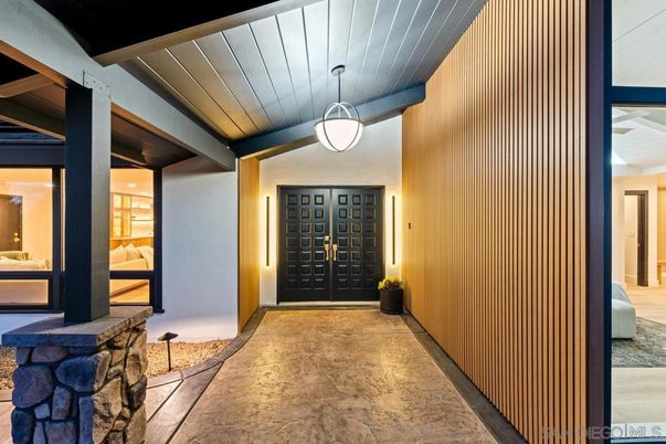 Exterior, Pendant Lights