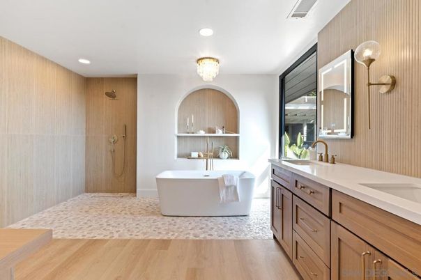 Bathroom, Dual Sink Vanities, Free Standing Baths, Interior, Recessed Lighting, Wood Texture Flooring