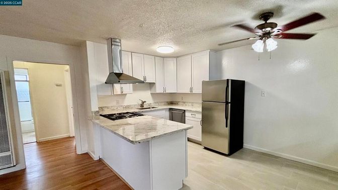 Interior, Kitchen, Wood Texture Flooring