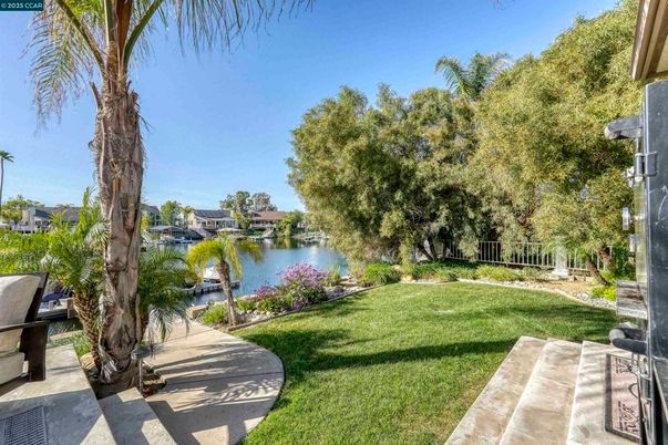 Backyard, Exterior, Lake, Water
