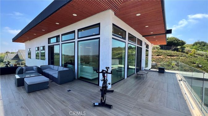 Exterior, Recessed Lighting