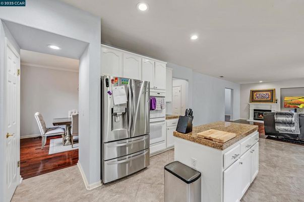 Fireplace, Interior, Kitchen, Recessed Lighting, Wood Texture Flooring