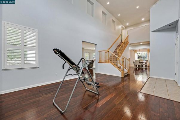 Dining room, Fitness Equipment, Interior, Recessed Lighting, Wood Texture Flooring