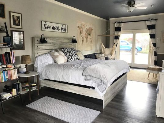 Bedroom, Interior, Wood Texture Flooring