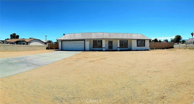 Attached, Backyard, Detached Garage, Exterior, Facade, Cape Cod