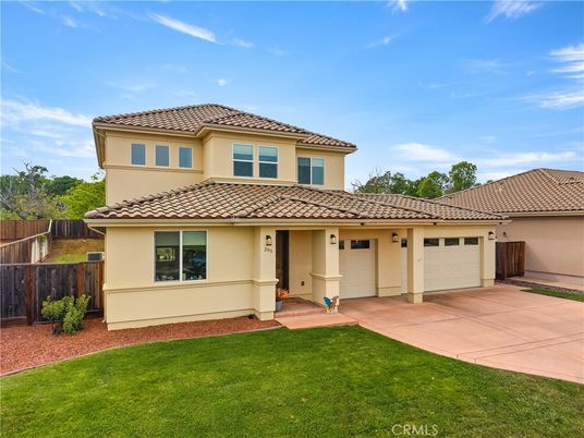 Attached, Backyard, Exterior, Facade, Mediterranean