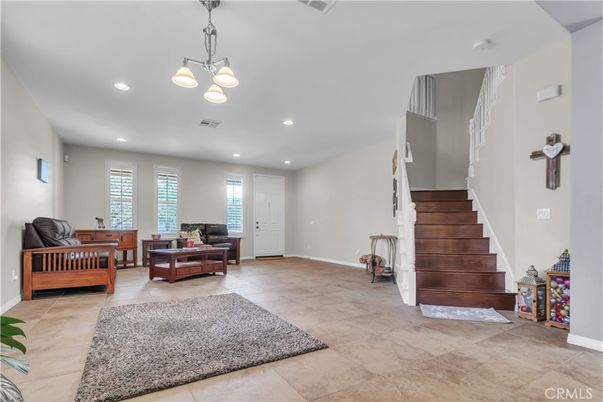 Interior, Living room, Pendant Lights, Recessed Lighting