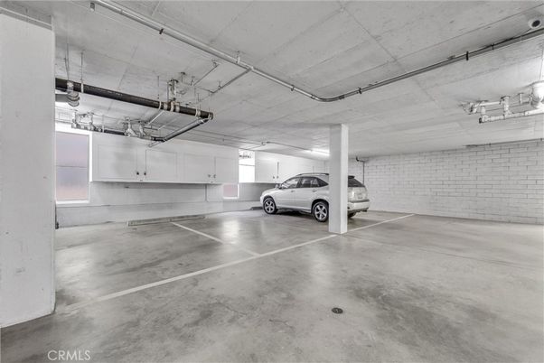 Garage, Interior, Stone Walls