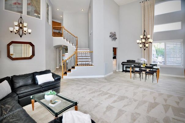 Chandelier, Dining room, Interior, Living room, Recessed Lighting