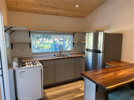 Interior, Kitchen, Recessed Lighting, Wooden Ceilings, Wood Texture Flooring