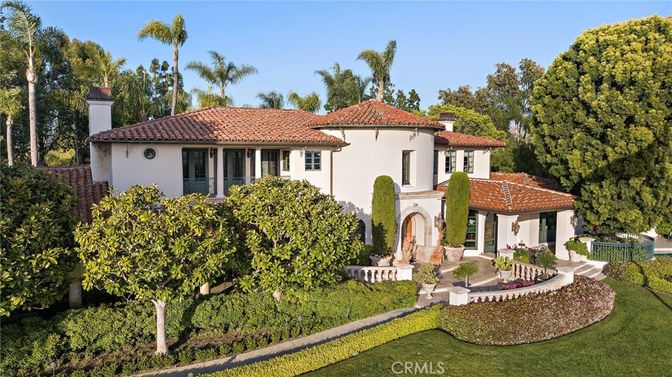 Backyard, Exterior, Facade, Spanish Mediterranean