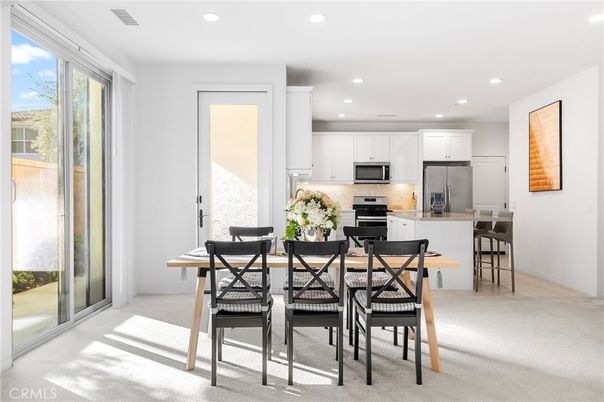 Dining room, Interior, Kitchen, Recessed Lighting, Stainless Steel Appliances