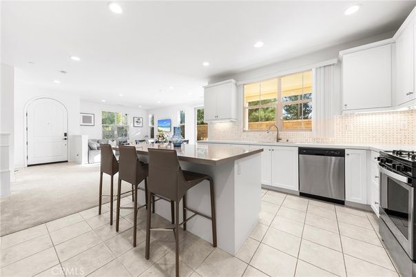 Dining room, Interior, Kitchen, Recessed Lighting, Stainless Steel Appliances