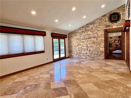 Empty room, Interior, Recessed Lighting, Stone Walls
