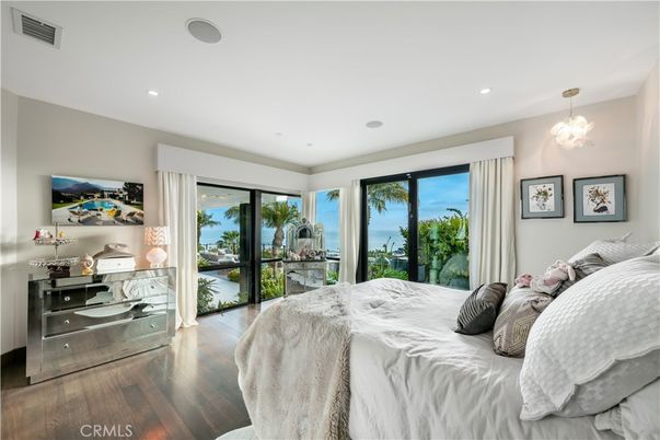 Bedroom, Chandelier, Interior, Recessed Lighting, Wood Texture Flooring