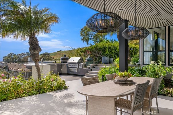 Exterior, Pendant Lights