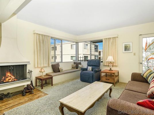 Fireplace, Interior, Living room