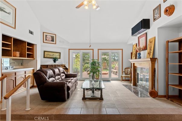 Fireplace, Interior, Living room