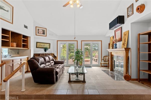 Fireplace, Interior, Living room