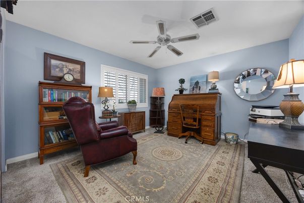 Home Office, Interior