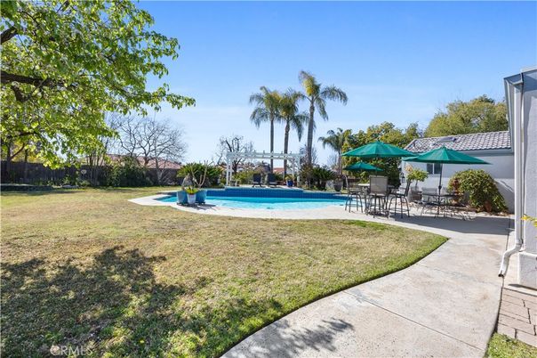 Backyard, Exterior, Pool