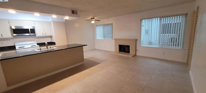 Fireplace, Interior, Kitchen