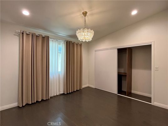 Chandelier, Empty room, Interior, Recessed Lighting, Wood Texture Flooring