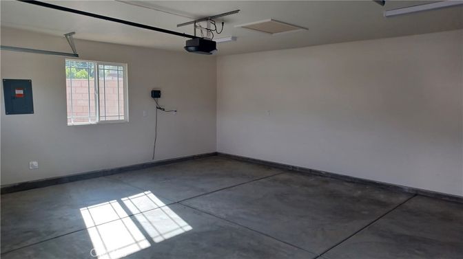 Garage, Interior