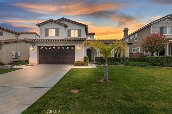 Attached, Backyard, Exterior, Facade, Mediterranean