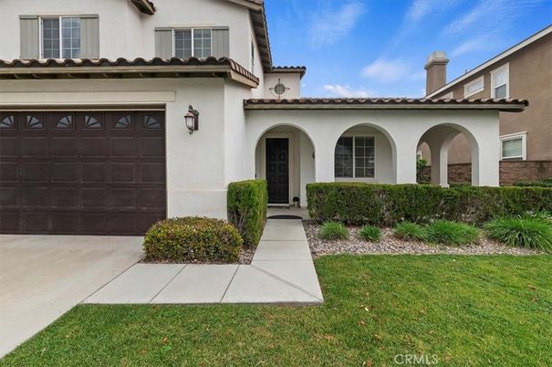 Attached, Exterior, Facade, Spanish Mediterranean