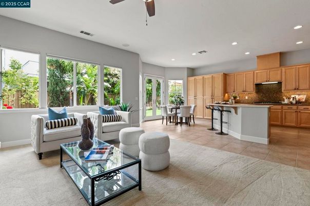 Dining room, Interior, Kitchen, Living room, Recessed Lighting